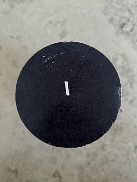 BLACK Pillars SWAN-label 100% stearin 9,6x20cm