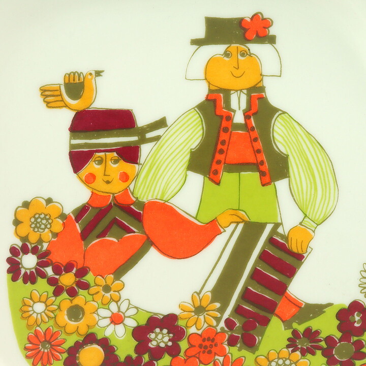 Turi Gramstad Oliver (Folklore 1970) Cup and Dish/Saucer with Colorful Motif