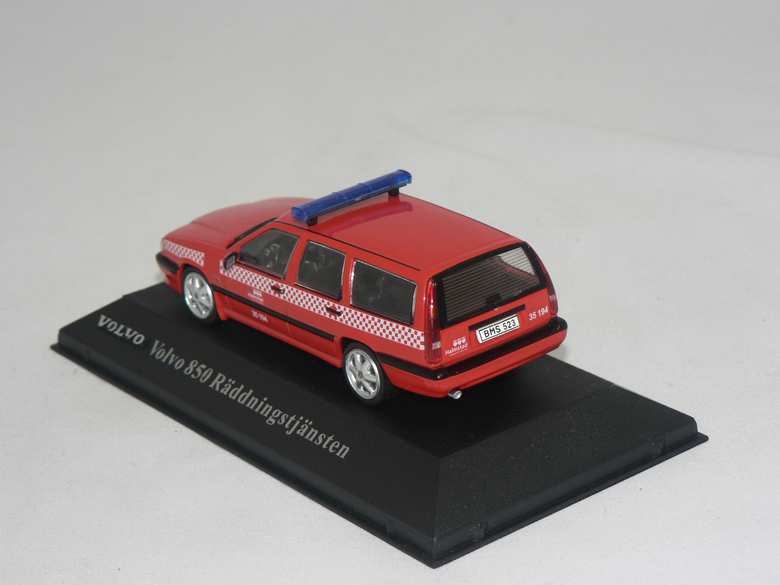 Volvo 850 Räddnings Bil   1:43 Atlas - 2