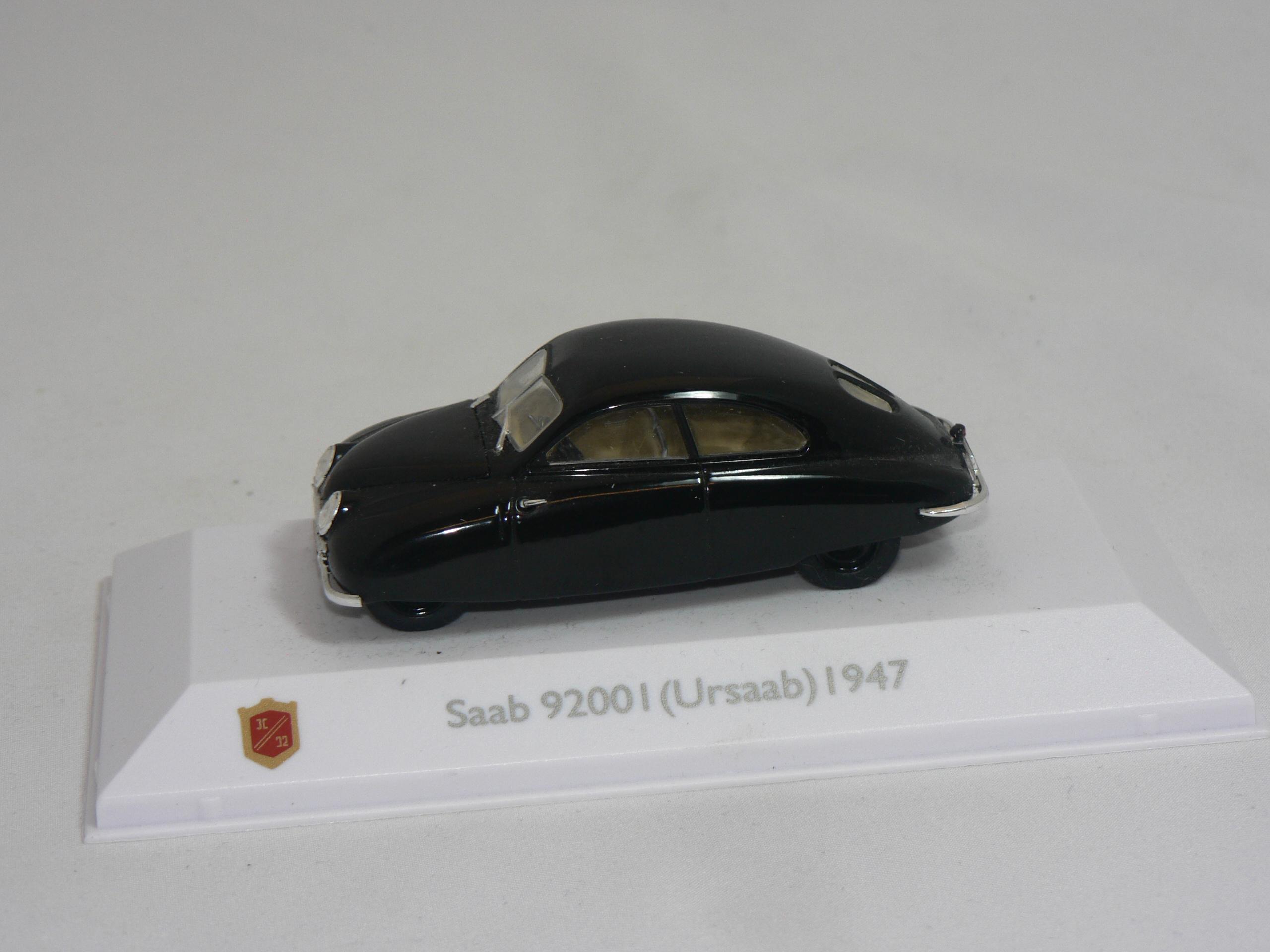 Saab 92001  Ursaab 1947  1:43  Atlas - 3