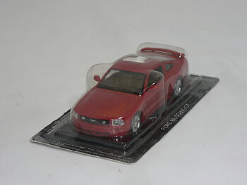 Ford Mustang    1:43  Atlas