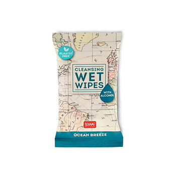 Cleansing wet wipes, Travel