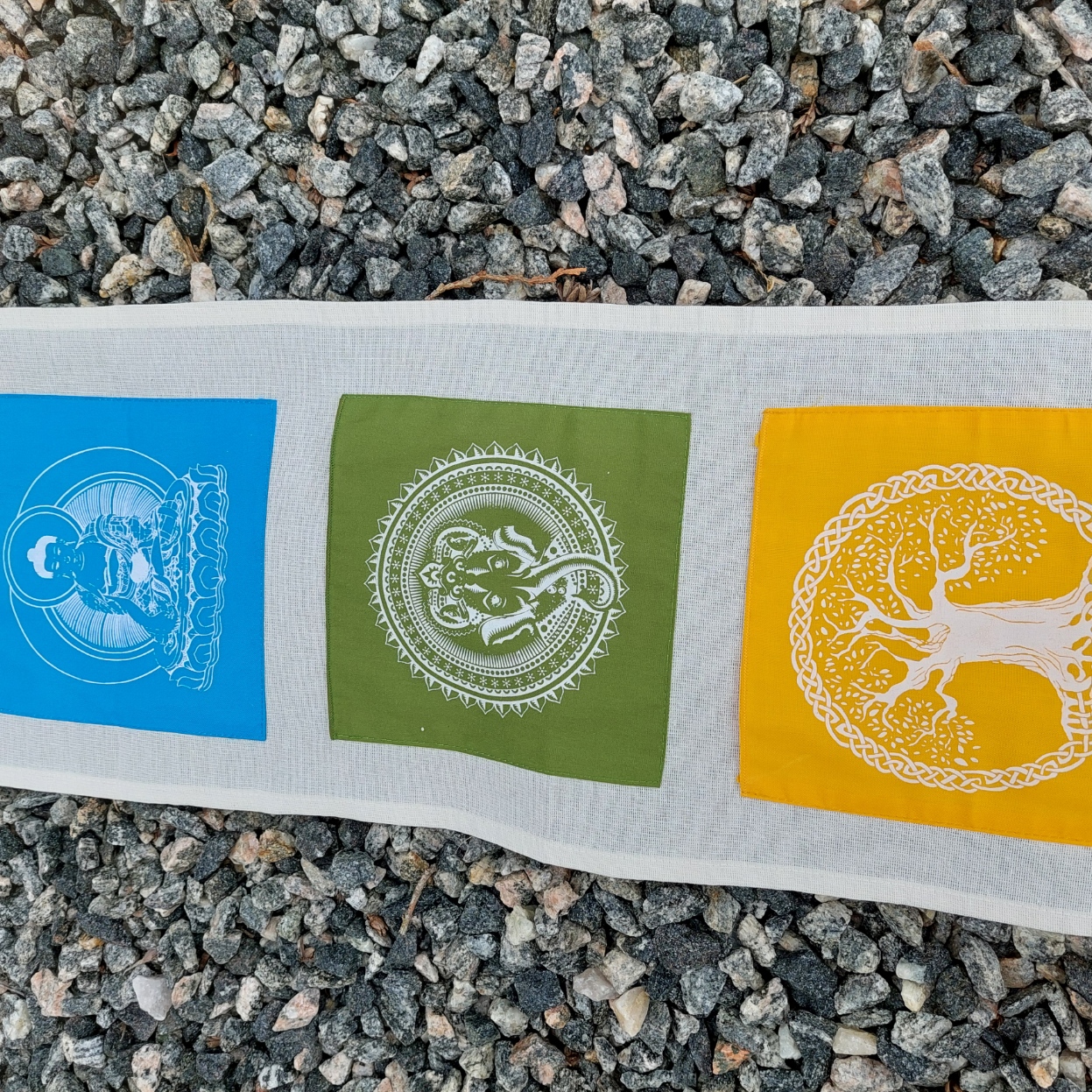 Väggbonad med fickor - Om Buddha - 4