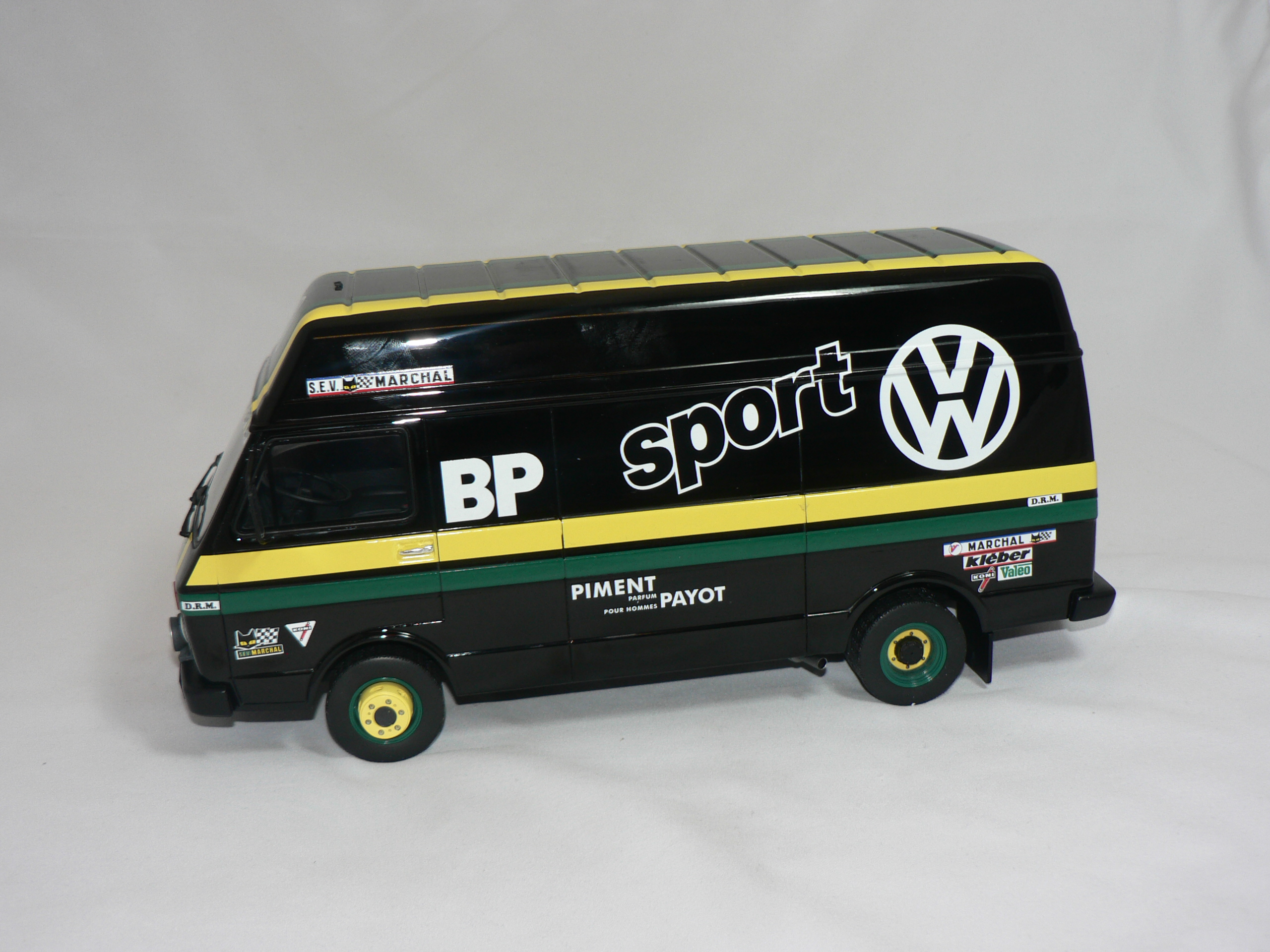 VW Rally Set 1981  LT35+Släp+ Golf  1:18 Otto-mobile