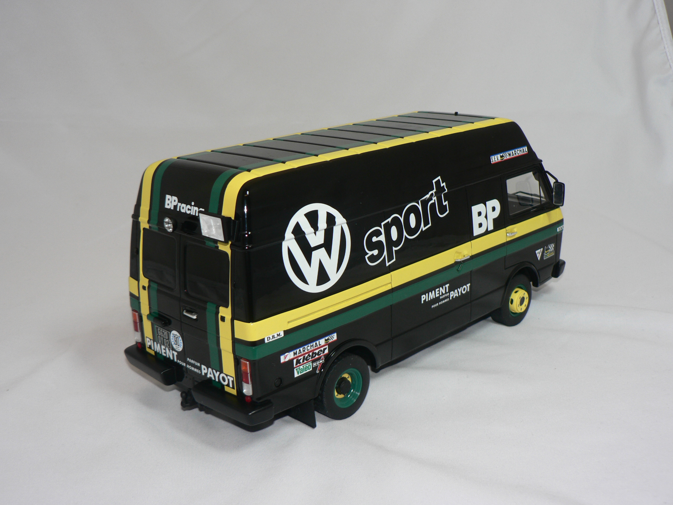 VW Rally Set 1981  LT35+Släp+ Golf  1:18 Otto-mobile - 3