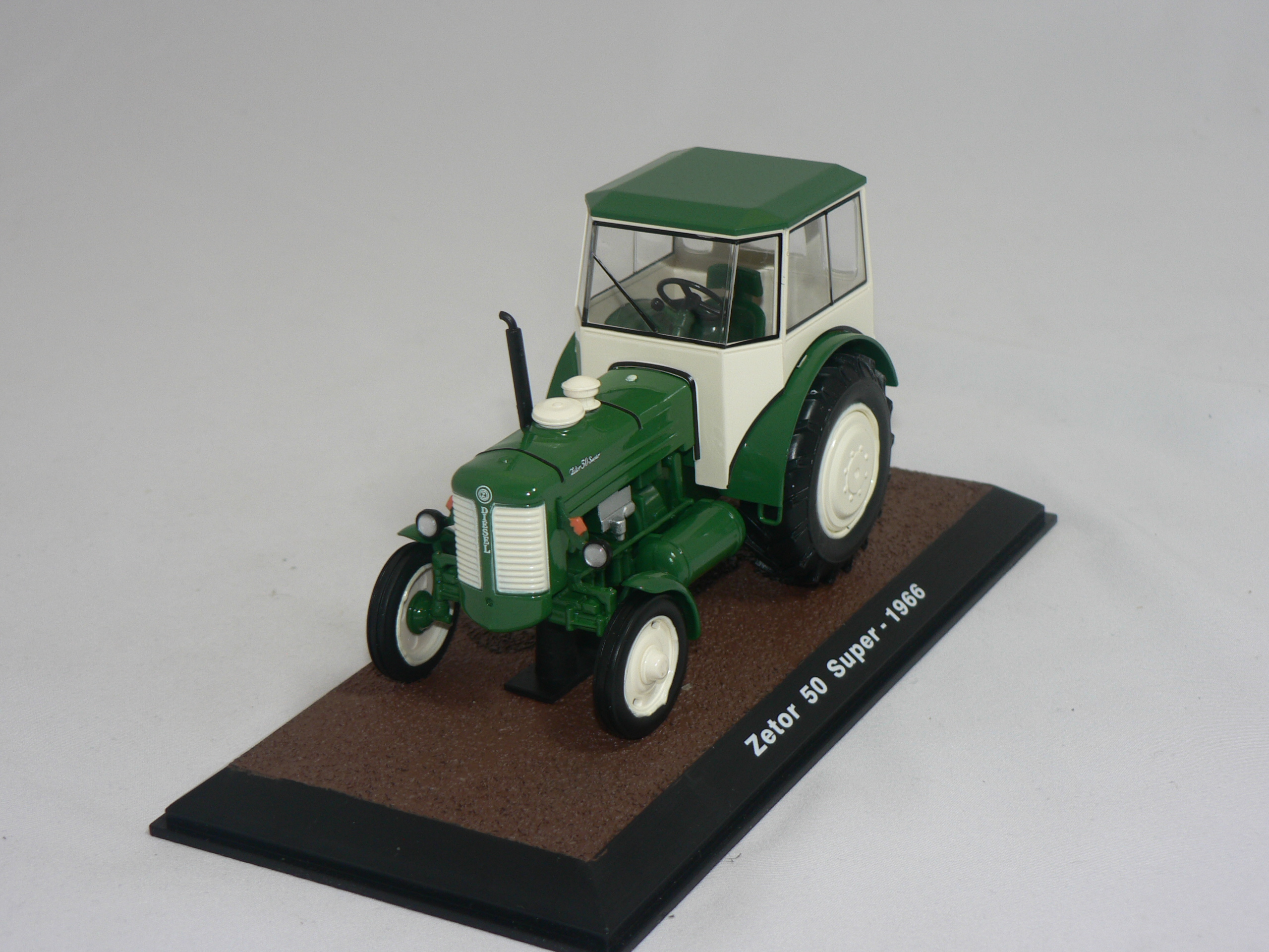 Zetor 50 Super  1966 1:32  Atlas