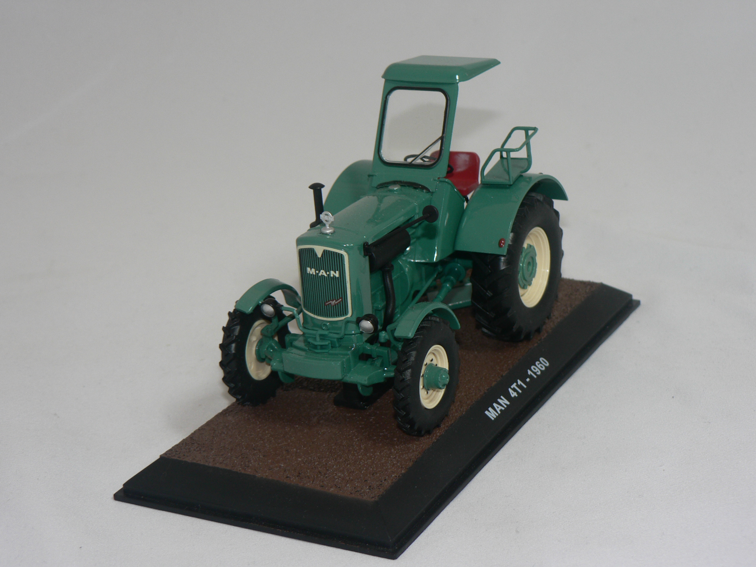Man 4T1 1960  1:32 Atlas