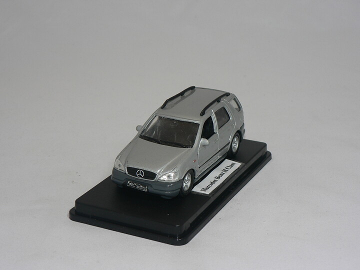 Mercedes  Benz M Class  1:43  Atlas