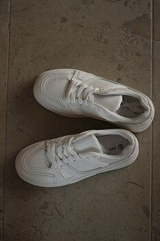SNEAKERS - VITA