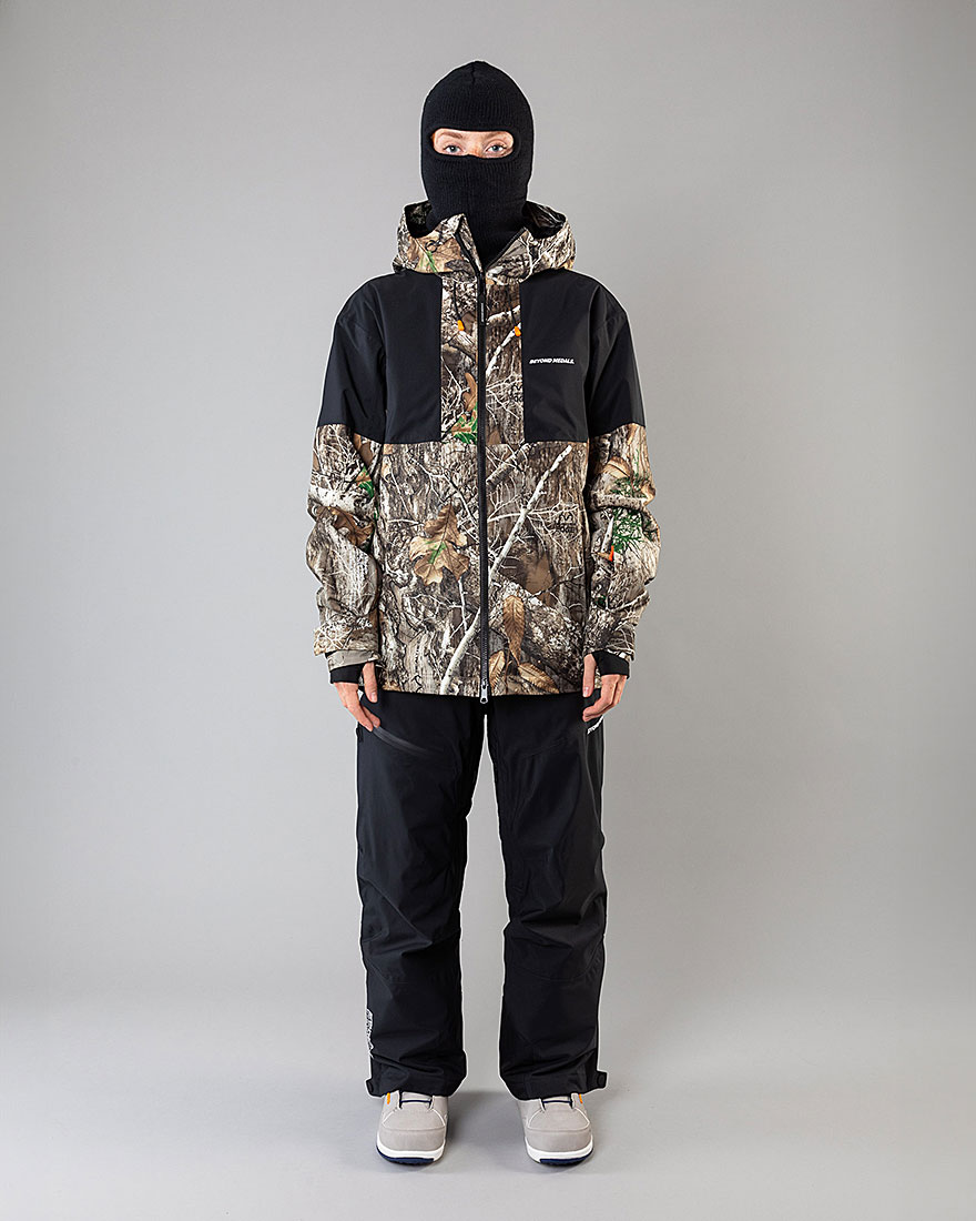 Beyond Medals Snowboard Jacket - Fullzip Jacket 2L Realtree