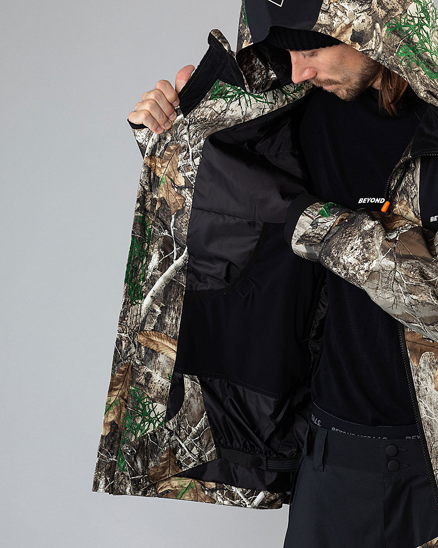 Beyond Medals Snowboard Jacket - Fullzip Jacket 2L Realtree