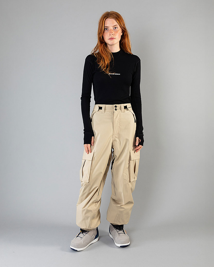 【新品】24-25BEYOND MEDALS Cargo Pants 2L Beyond Medals Snowboardbyxa - Cargo Pants 2L Beige