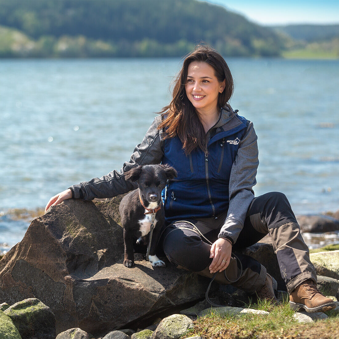Arrak Outdoor Acadia Vest Women - Navy - Back pocket 