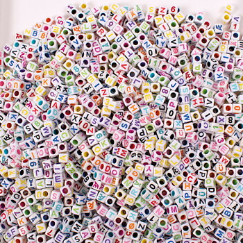 Bokstavs och sifferpärlor 1500 st