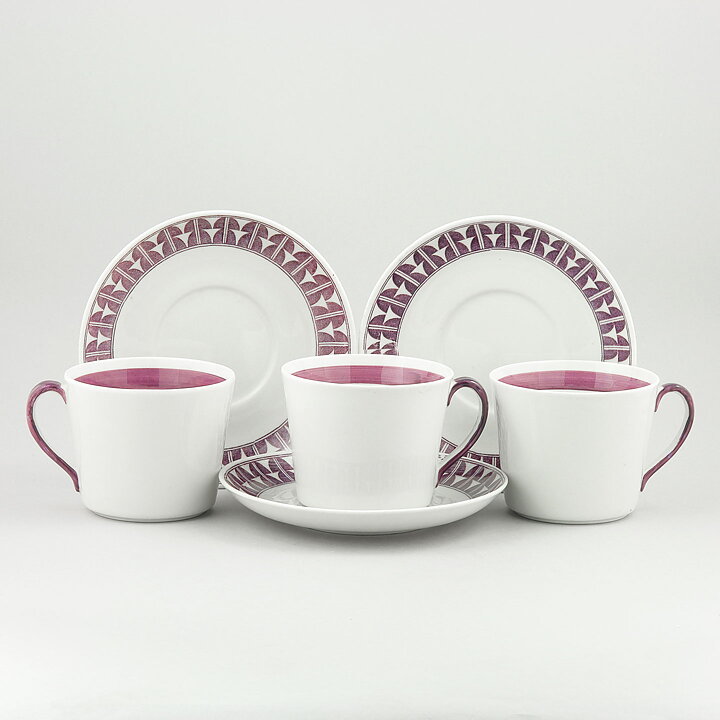Arthur Percy (1960) Three Teacups with Purple Decor 11,5 cm
