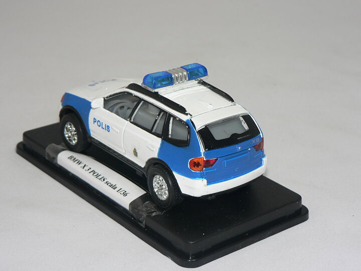 BMW X3 Polis   1:36  Welly