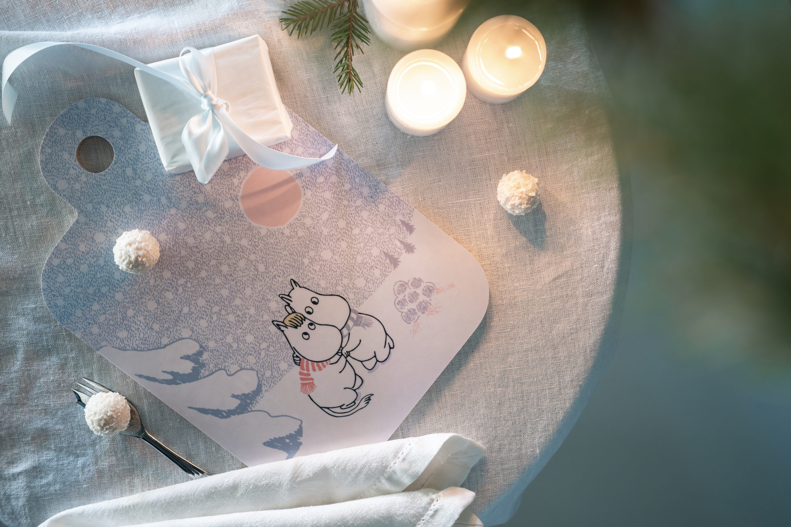 Moomin Cutting Board - Let it snow (Different front & back) - 2