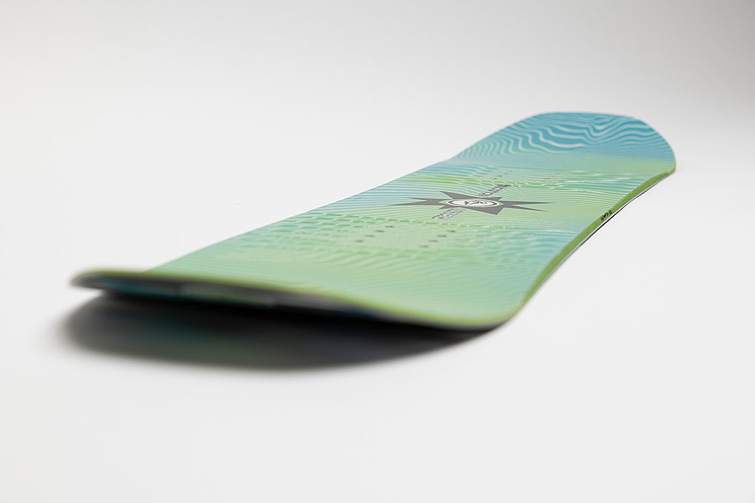 Nitro Snowboard Ripper Youth X Volcom 137 - Standtall.se