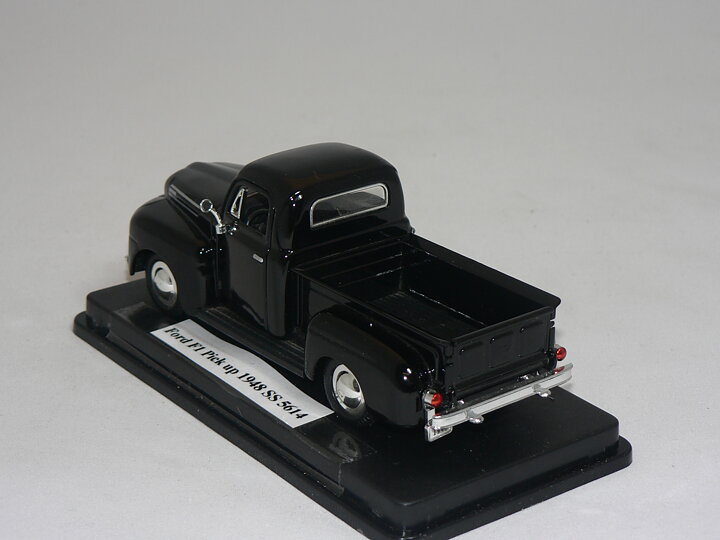 Ford F1 Pick Up  1948  1:36  Welly