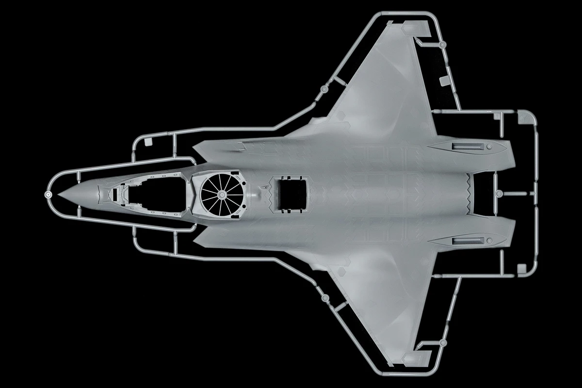 Tamiya 61125 1/48 Lockheed Martin® F-35®B Lightning II® - 10