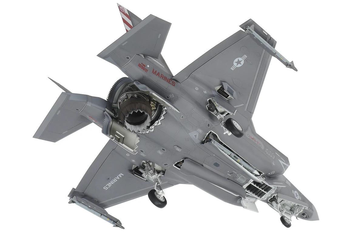Tamiya 61125 1/48 Lockheed Martin® F-35®B Lightning II® - 2