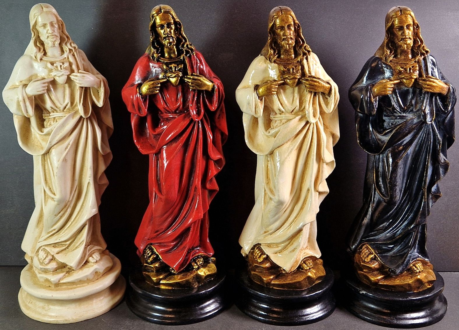 Jesus, Holy heart  Staty  -30cm