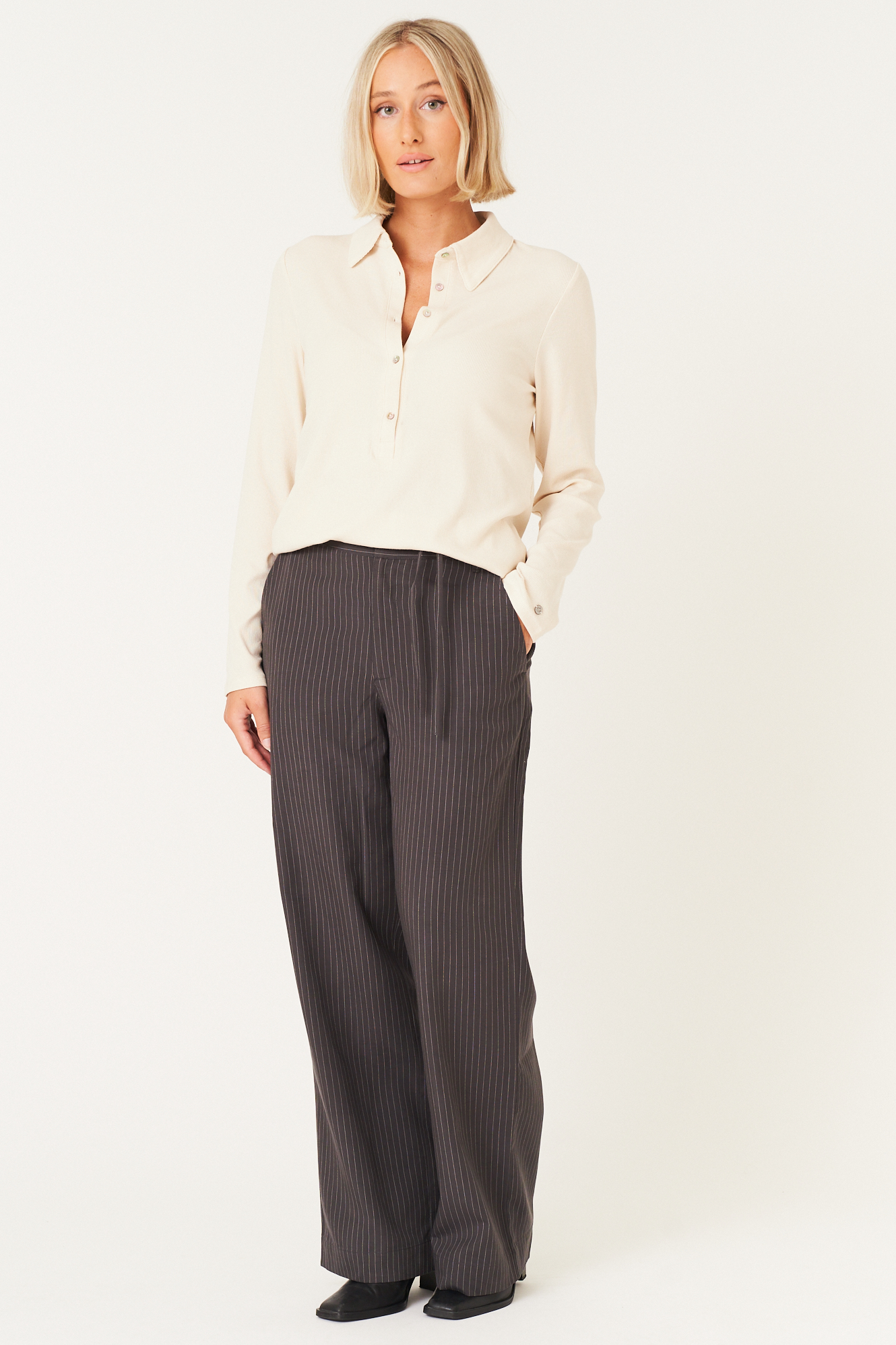 Angela trouser  platinum - 3