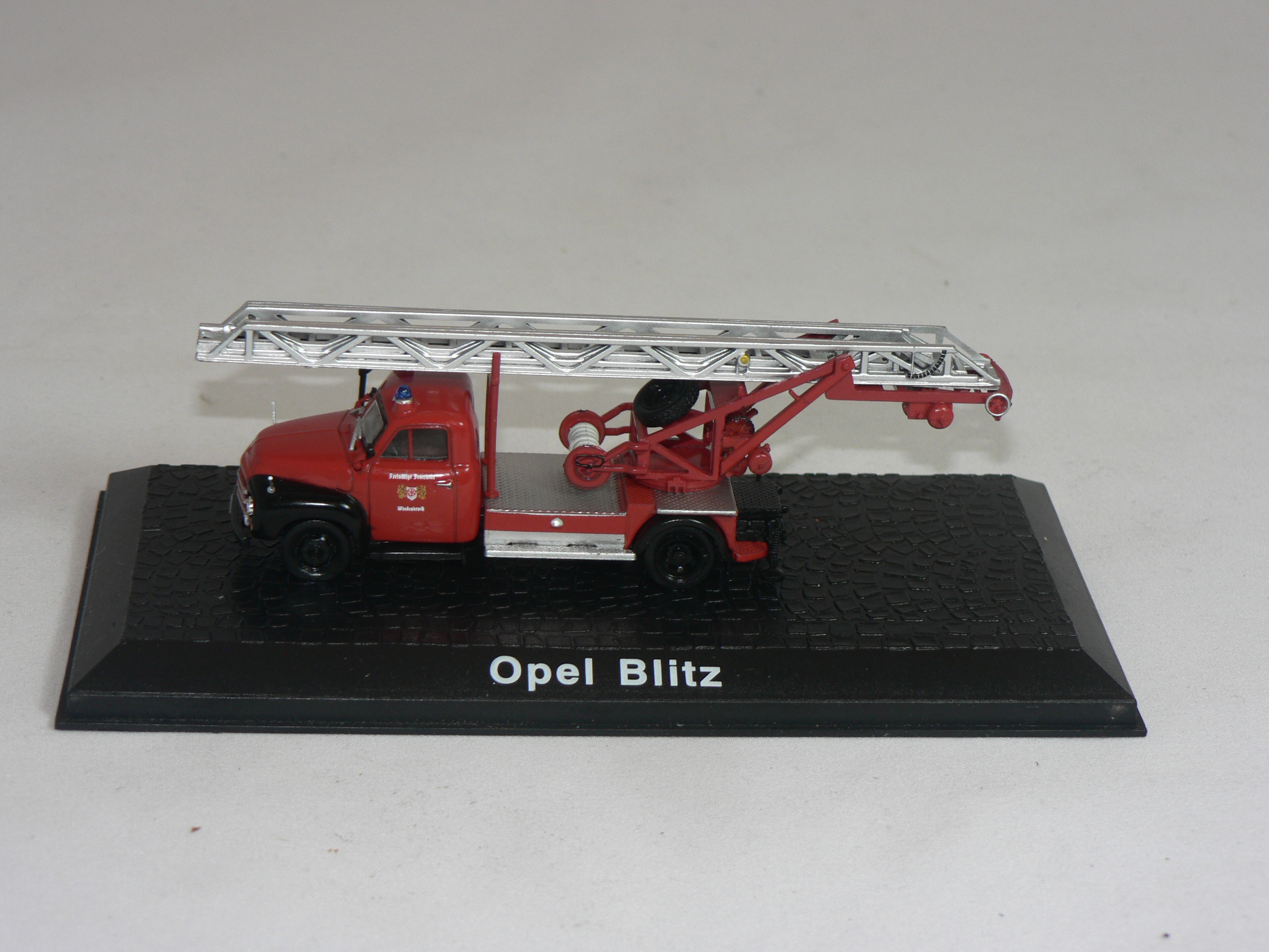 Opel Blitz  Brandbil  1:72  Atlas - 3
