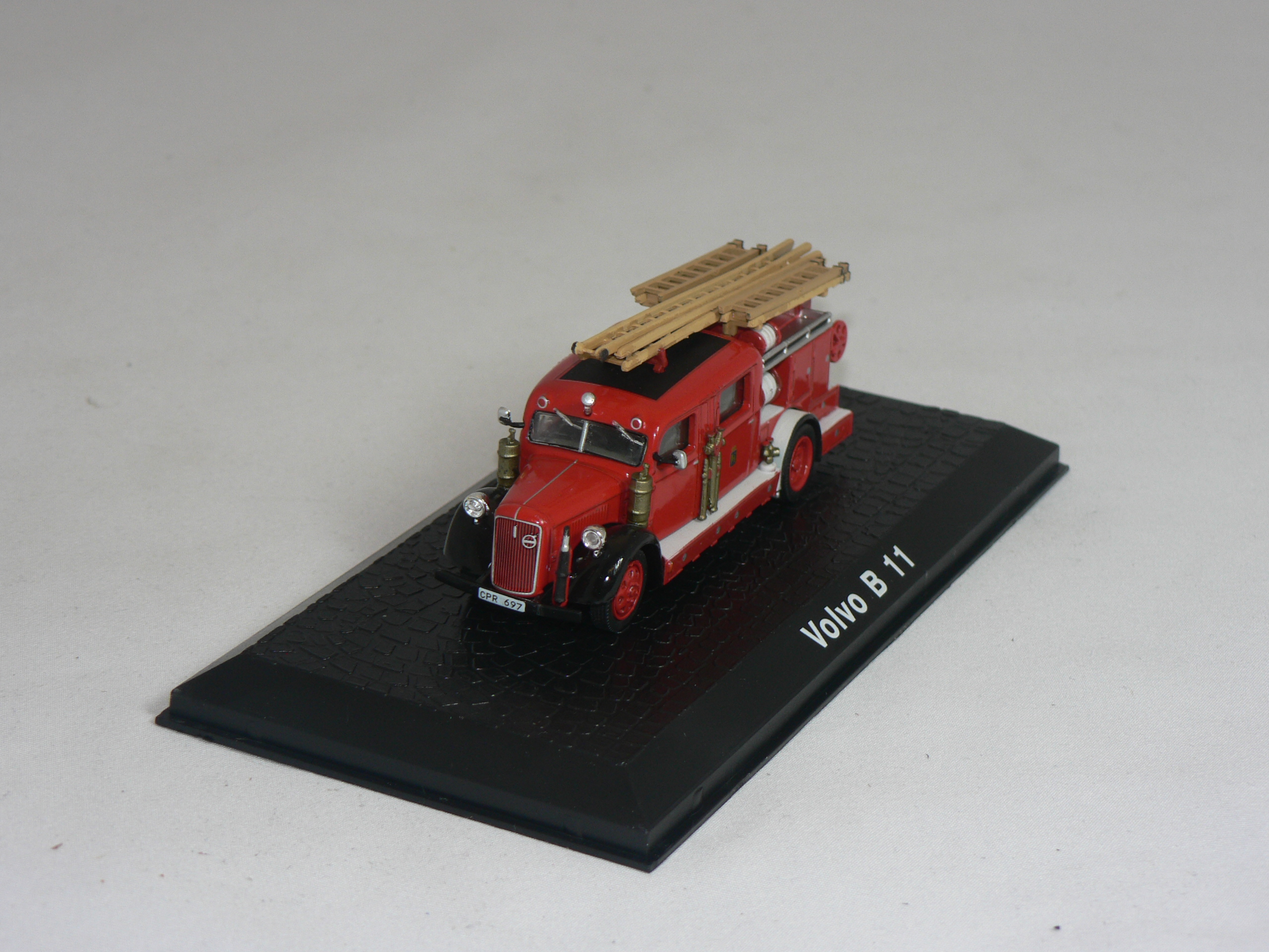 Volvo B 11  Brandbil  1938 1:72  Atlas