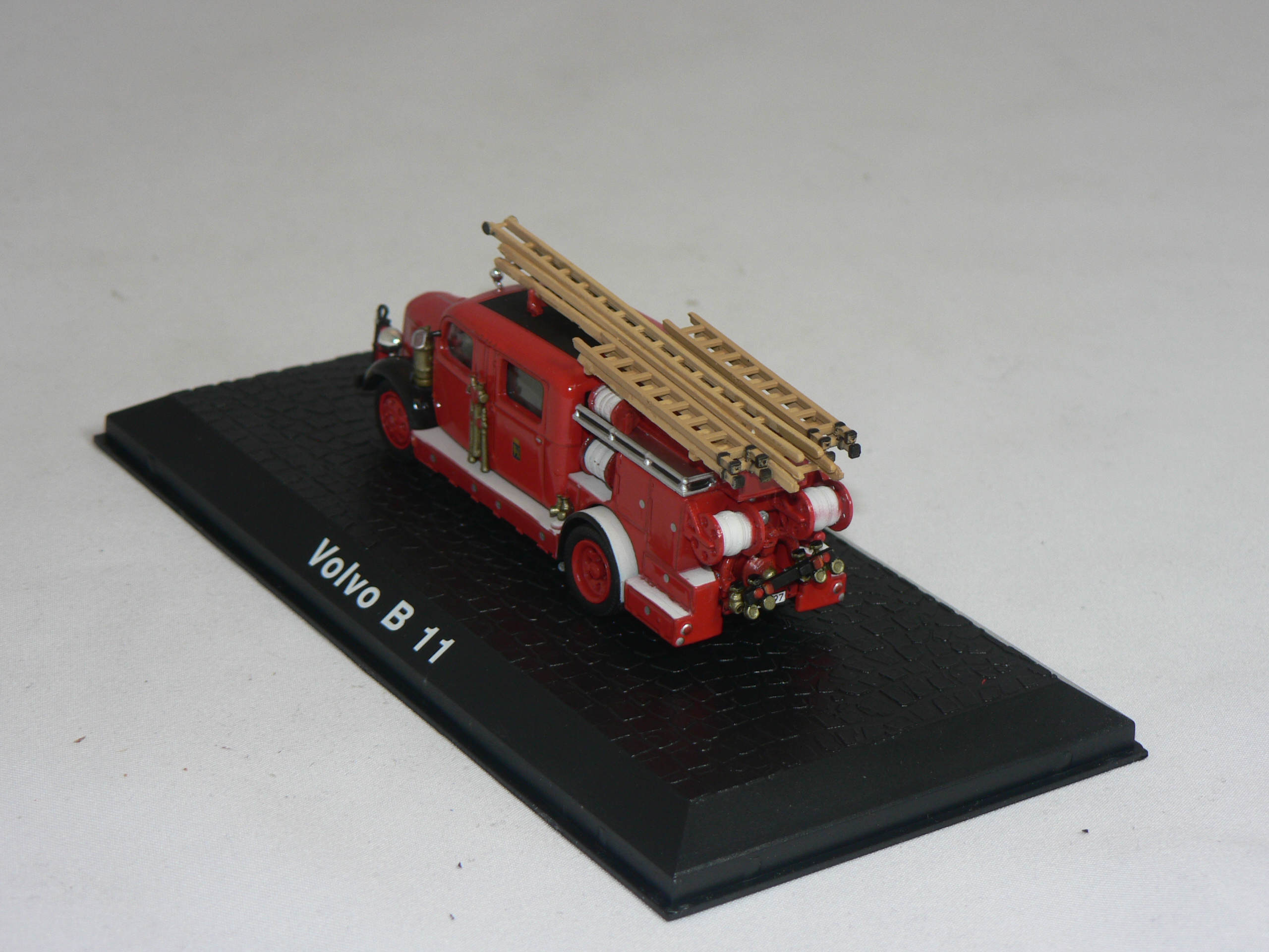 Volvo B 11  Brandbil  1938 1:72  Atlas - 2