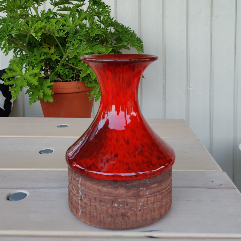 Vas från Ernst Faxe - 2