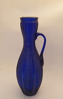 Åfors cobalt blue ribbed vase with handle 50s