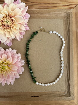 Halsband Green Agaphantus 