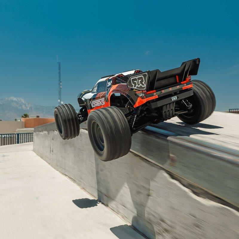ARRMA 1/10 VORTEKS MEGA 550 2WD Stadium Truck RTR with Battery & Charger, Orange - 10