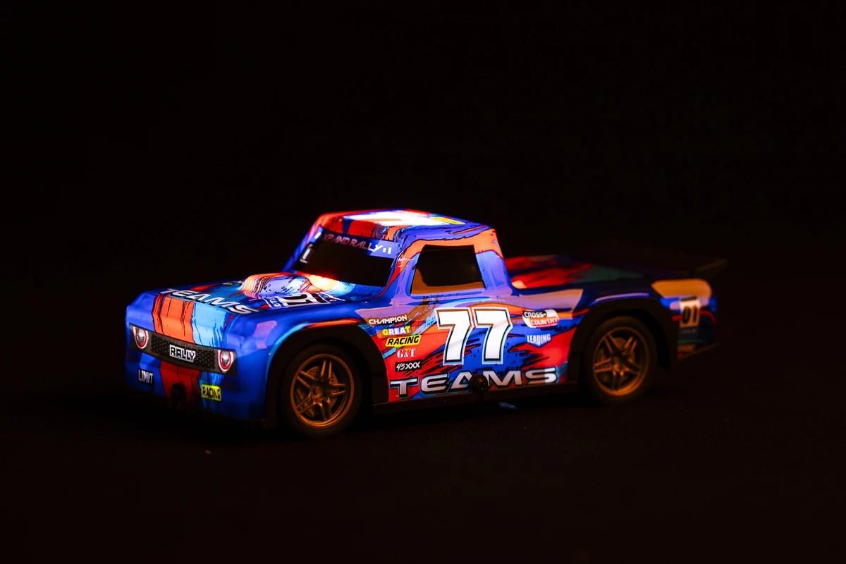 TEC-TOY Radiostyrd Teams 77 med Ljus - 3