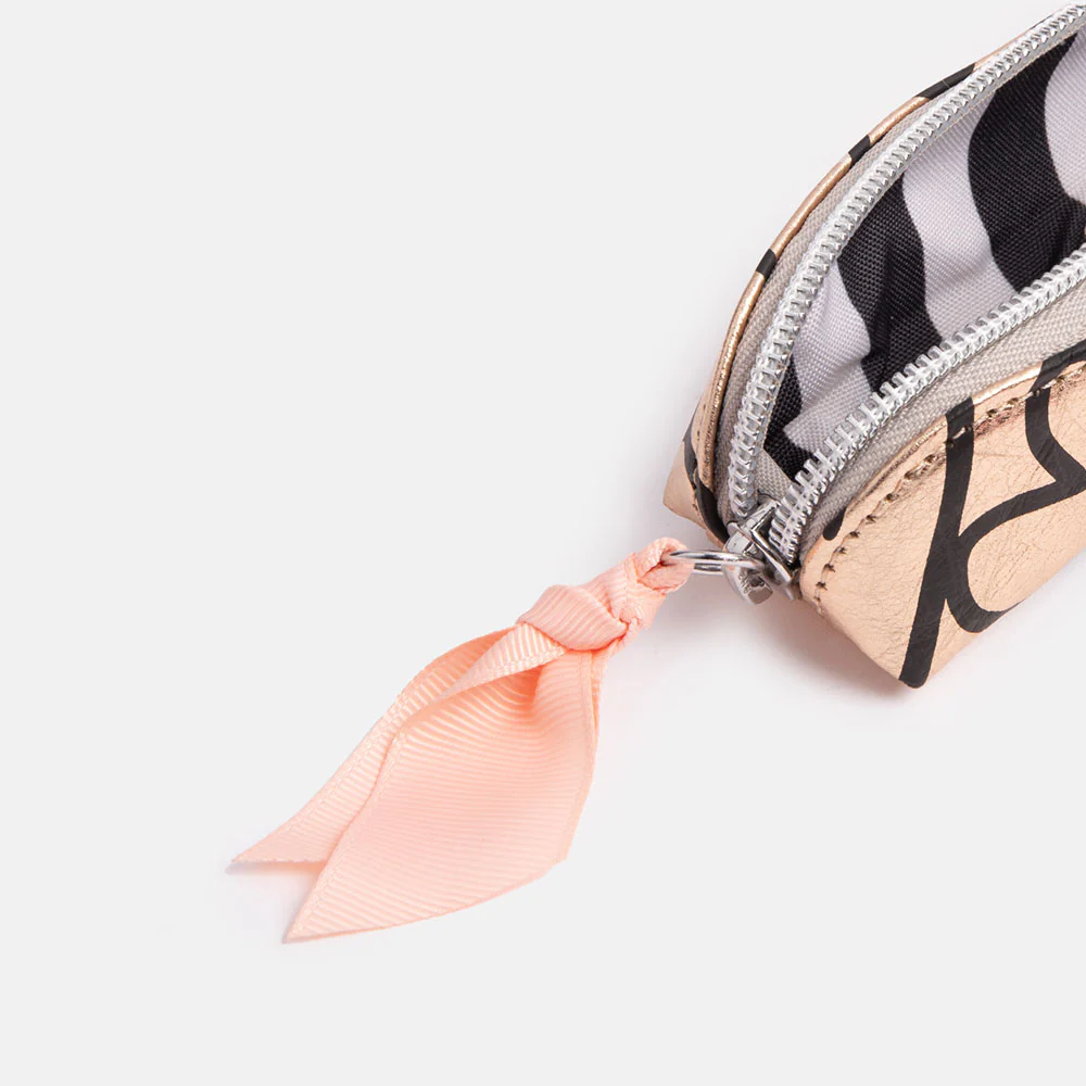 Rose Gold Magnet Heart Pencil Case - 2