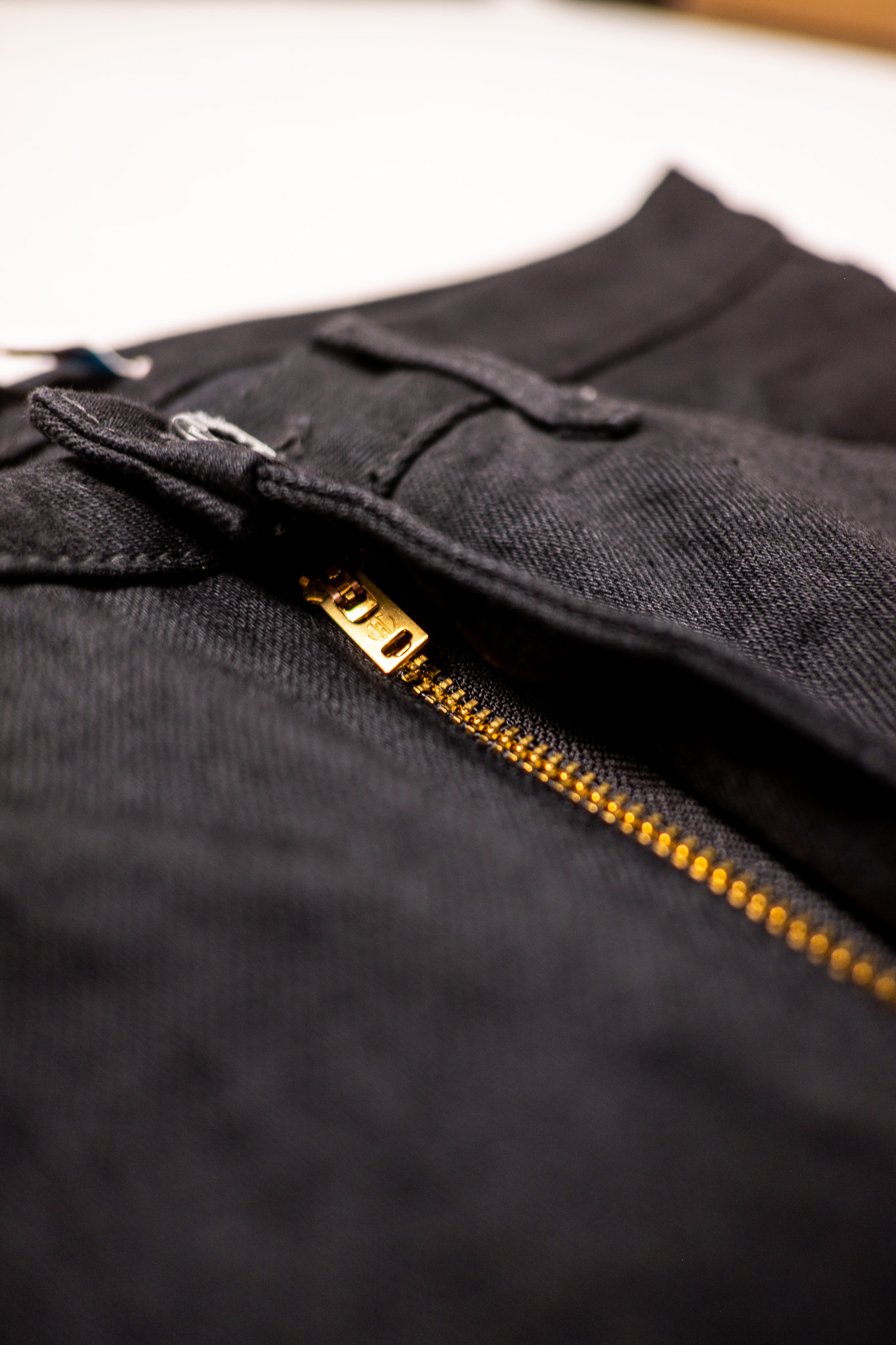 Japan Blue - J214 Black/Black Selvedge Denim Tapered 14oz - 2