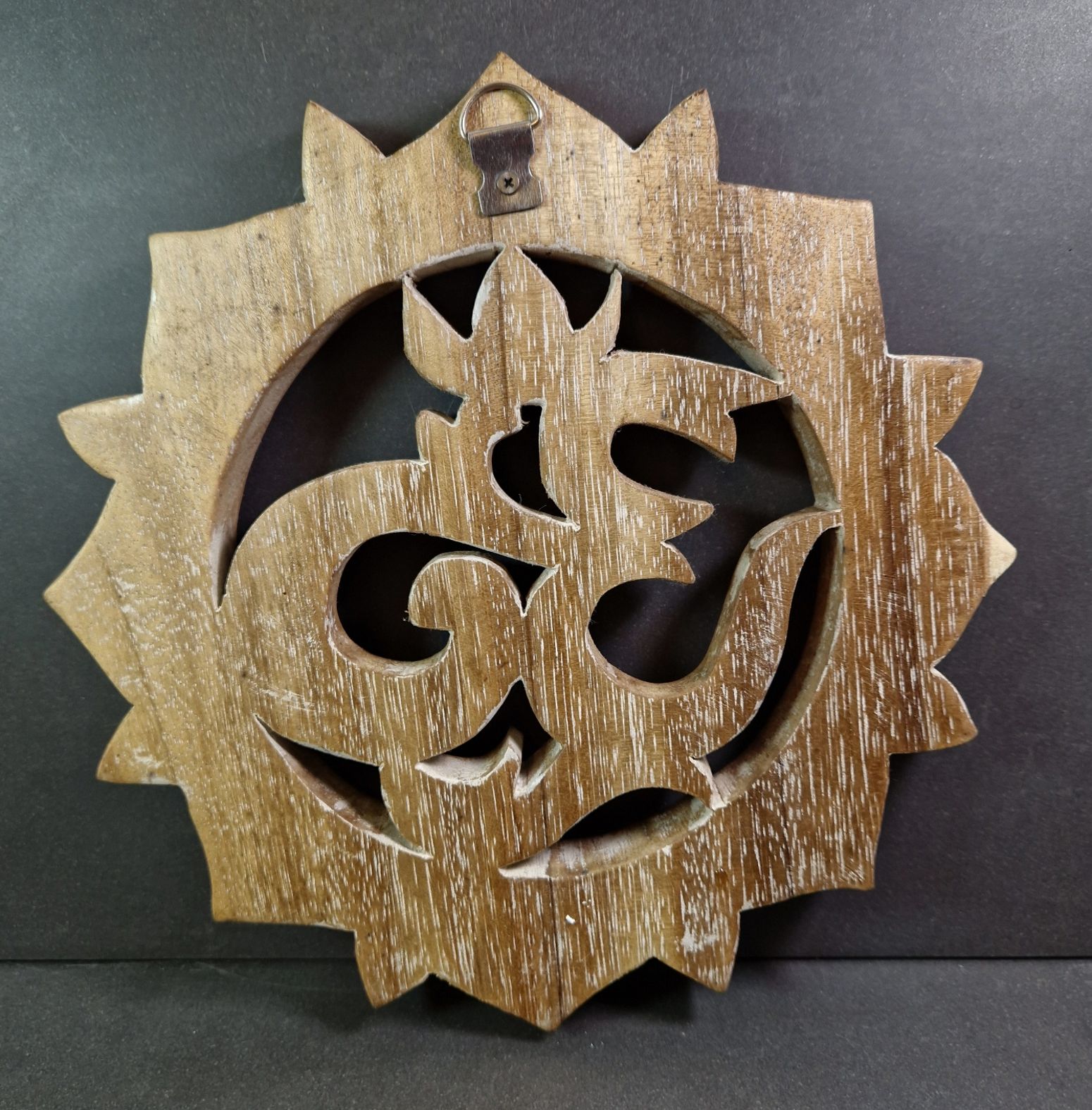 Aum i Lotus - Vitbetsad - 3