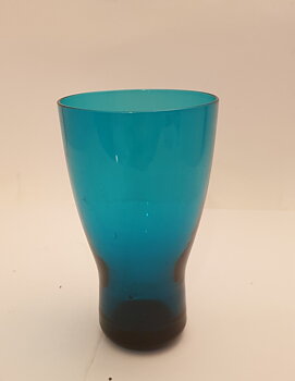 Drinking glass turquoise