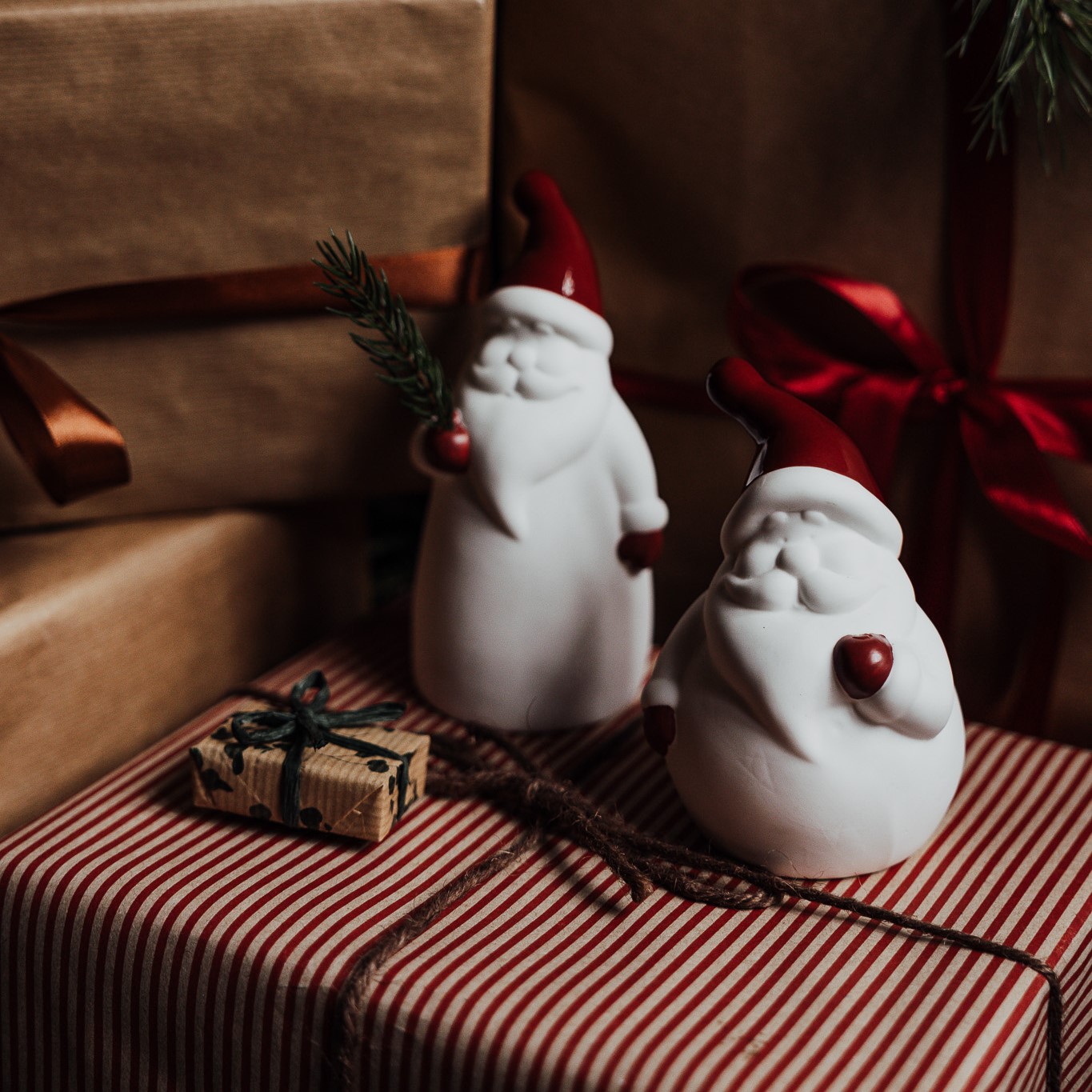 Bosse Tomte Röd - Stor - 4