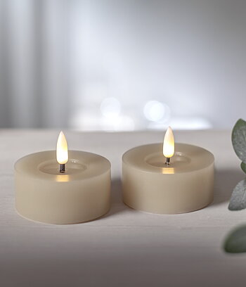 2 st stora värmeljus beige vax flow. LED-ljus. Batteriljus med timer