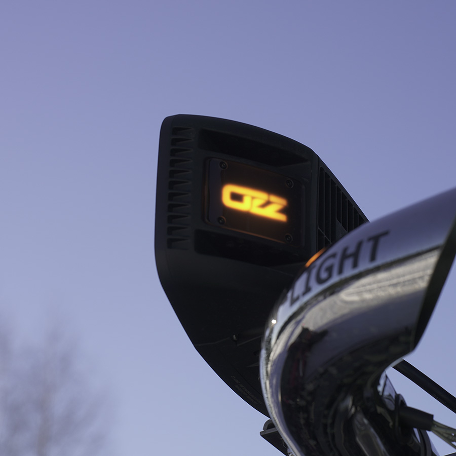 OZZ XH1 LED Plow Light - 12