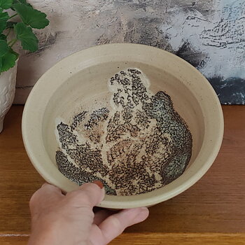 Keramikskål av Raine Helena 