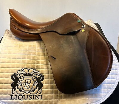 Hoppsadel Pestige Golden Star 17"