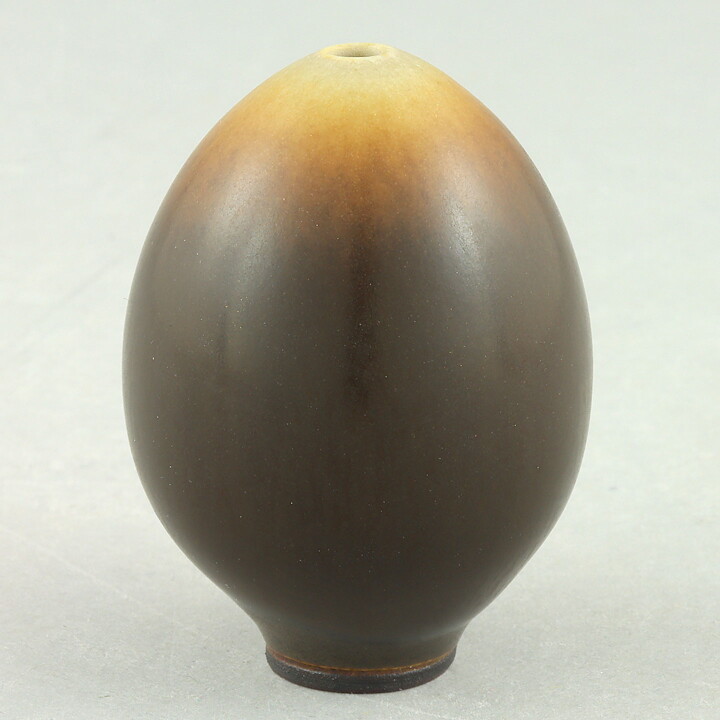 ベルント・フリーベリ  一点もの  茶色のベース  (4,5cm)  1958年