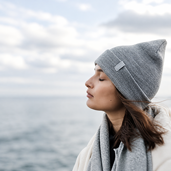 NOTE Knitted hat