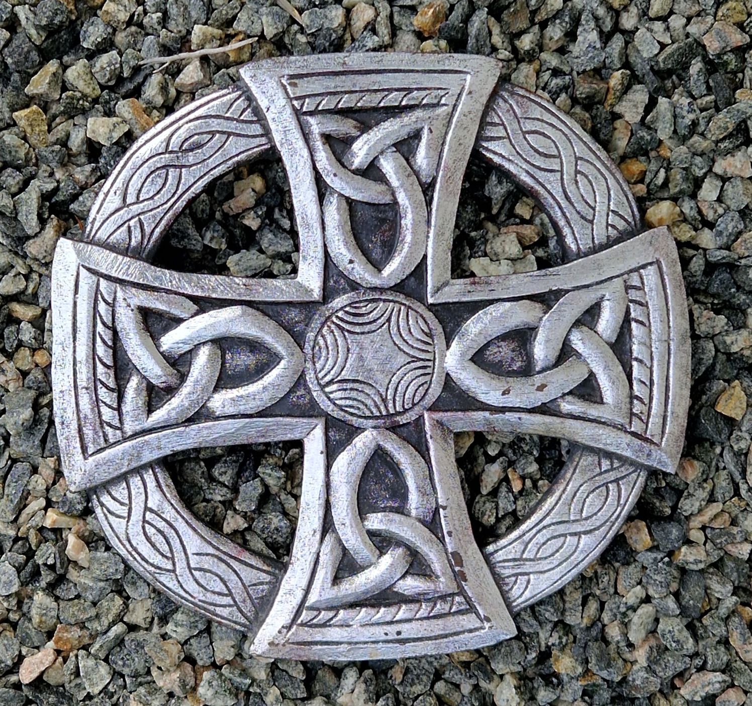 Väggdekoration - Keltiskt Kors med Triquetra - Silver