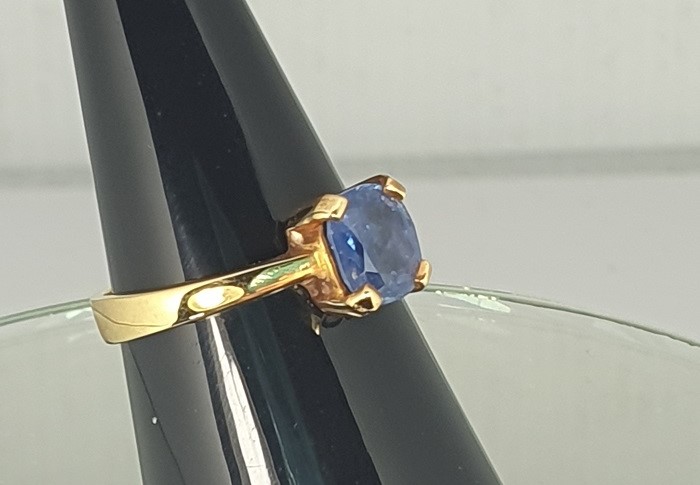 Anillo de oro de 18 quilates con zafiro azul aciano natural de 1,67 ct muy bonito - 3