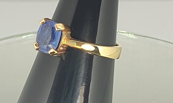 Anillo de oro de 18 quilates con zafiro azul aciano natural de 1,67 ct muy bonito - 2