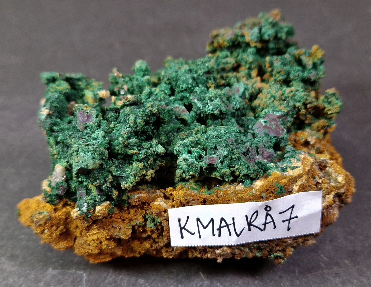 Koppar med Malakit Kluster - KMALRÅ7